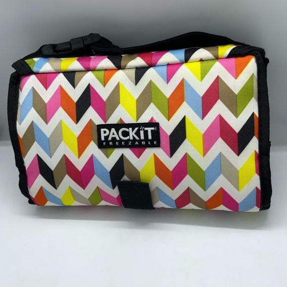 PackIt Freezable Chevron Lunch Bag - Picture 4 of 12